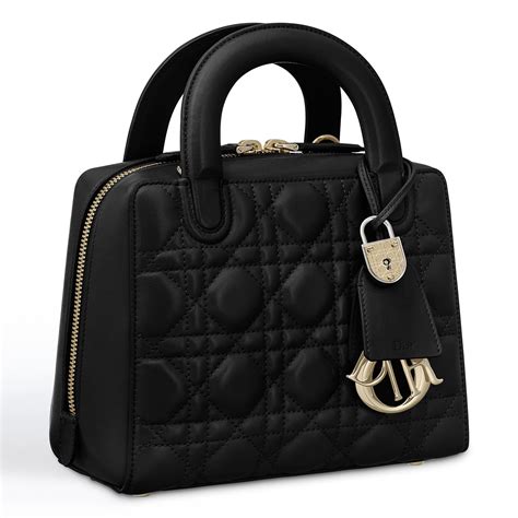 dior lily bag